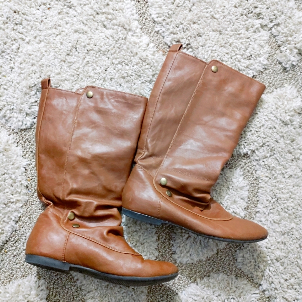 Girls boots